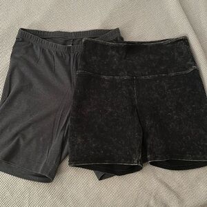 Bundle Stretch Shorts